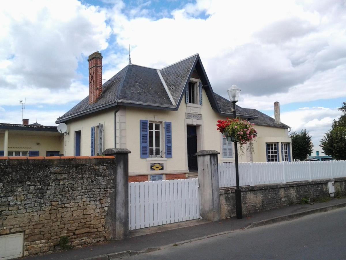 Maison Vuyk Nalliers  Ngoại thất bức ảnh